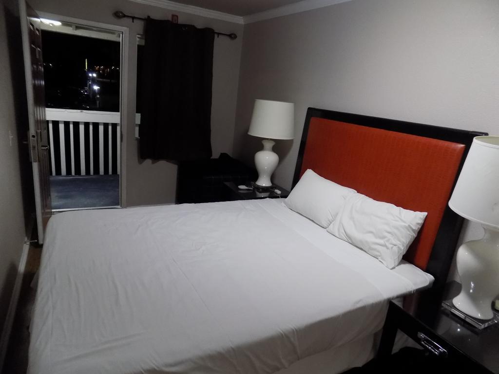 Coast Inn Oceanside Dış mekan fotoğraf